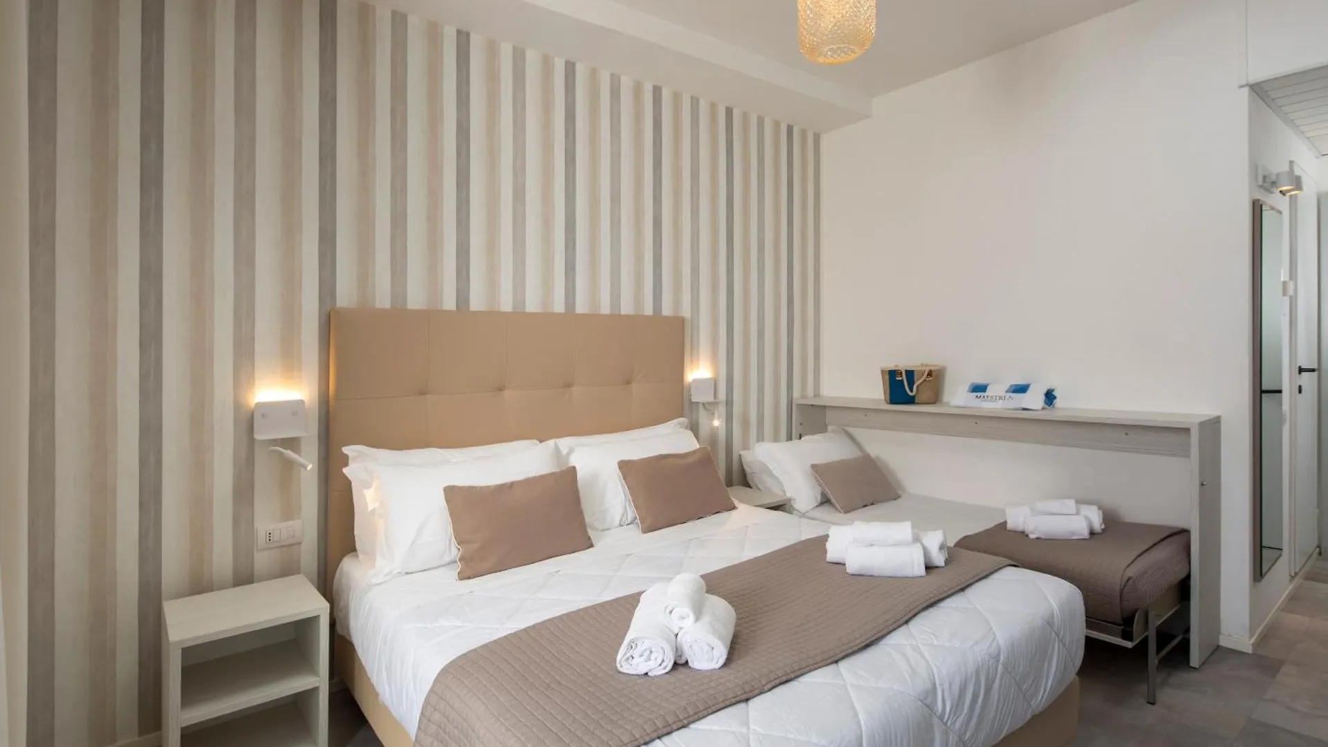 Hotel Maestri 리치오네