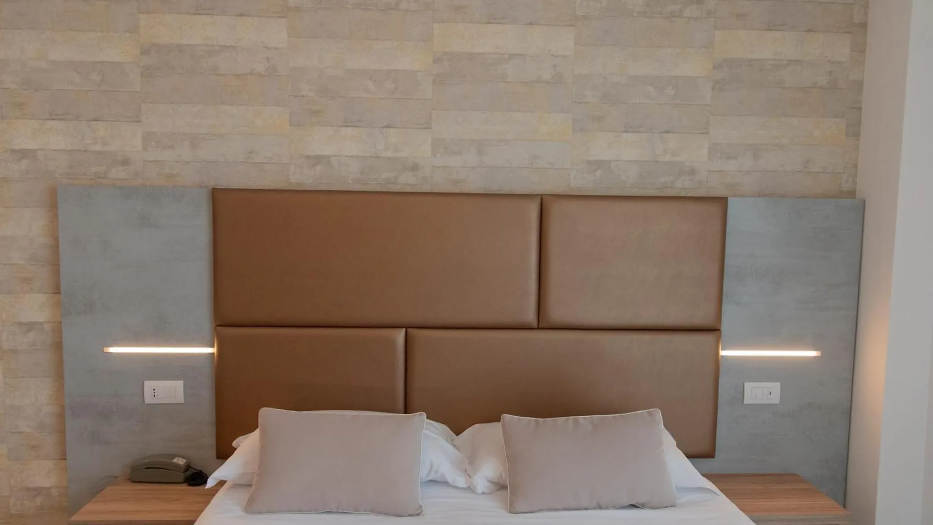 Hotel Maestri 리치오네